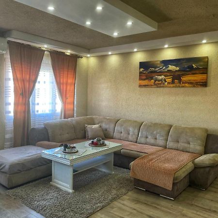 Apartment Alexandar Подгорица Экстерьер фото