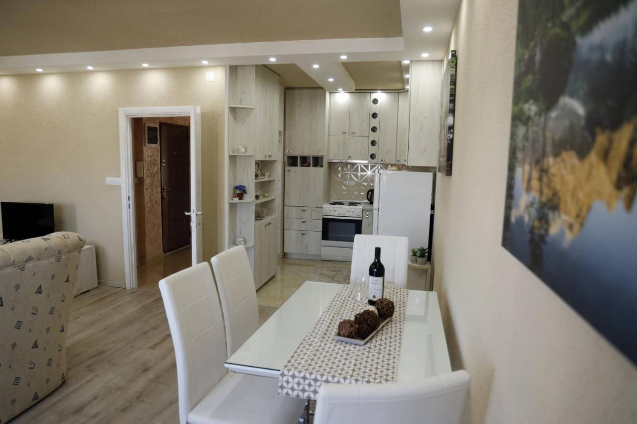 Apartment Alexandar Подгорица Экстерьер фото